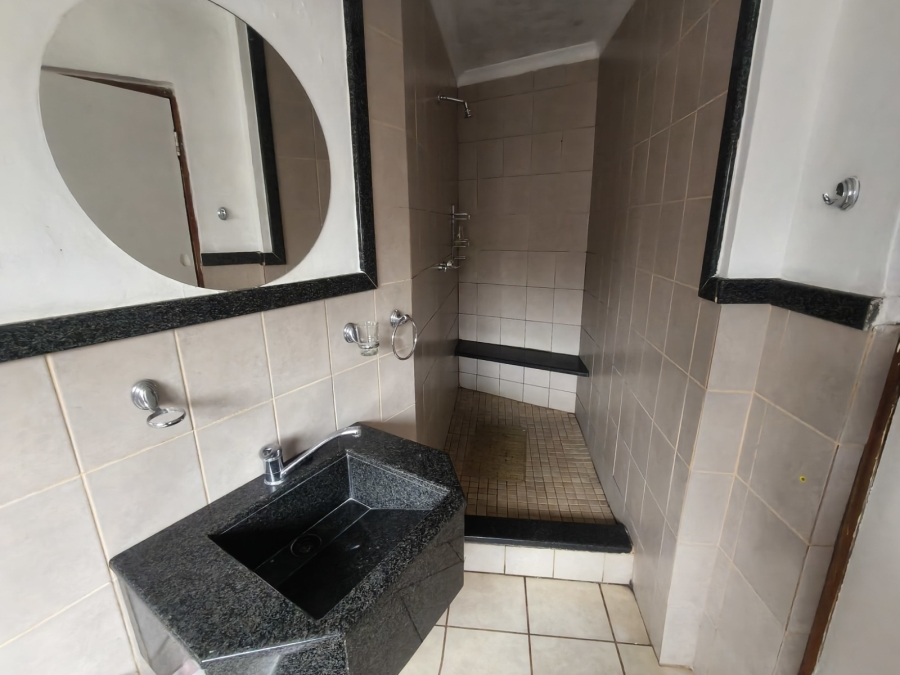 Commercial Property for Sale in Lindleyspoort North West